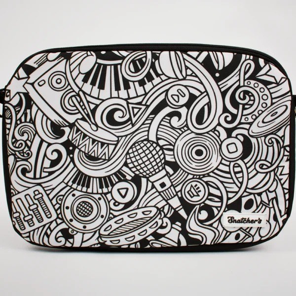 Snathcers laptop sleeves model 1 Large 